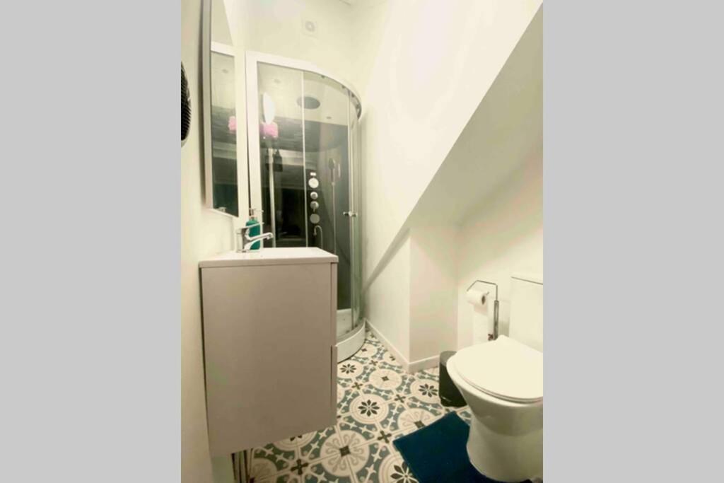 Luxury 1Bedroom Apartment Монс Экстерьер фото